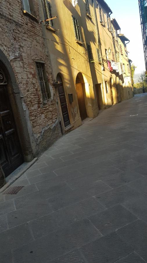 Affittacamere Il Bastione 27 Volterra Eksteriør billede